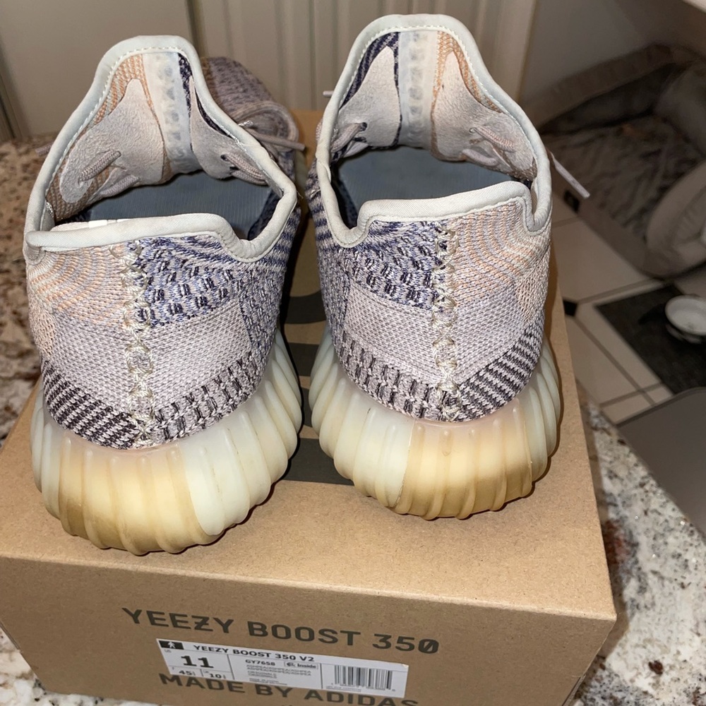AUTHENTIC Yeezy boost 350 V2 Ash Pearl - Picture 4 of 5
